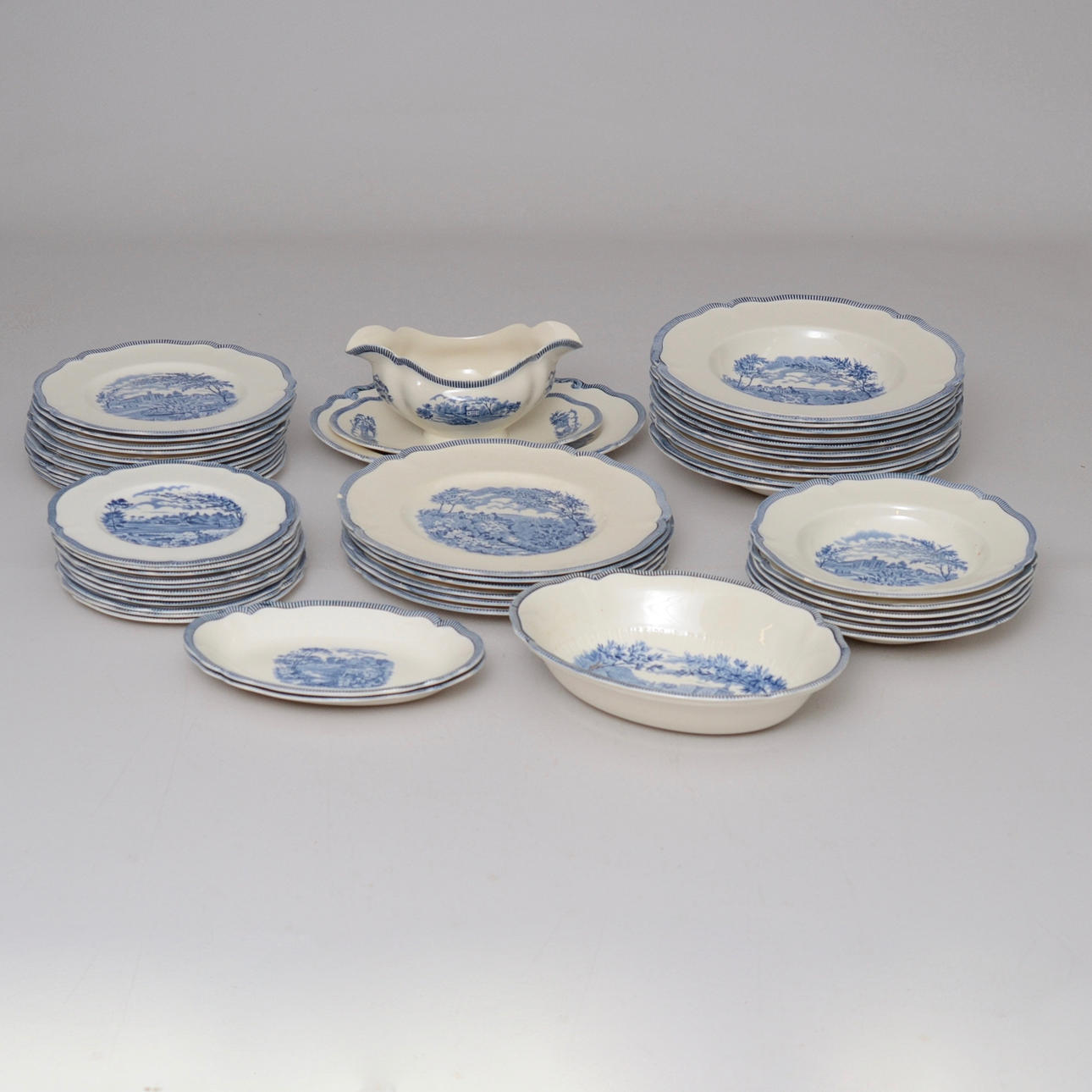 SERVISDELAR, 51 delar, English Gardens, Johnson Bros, England, porslin.