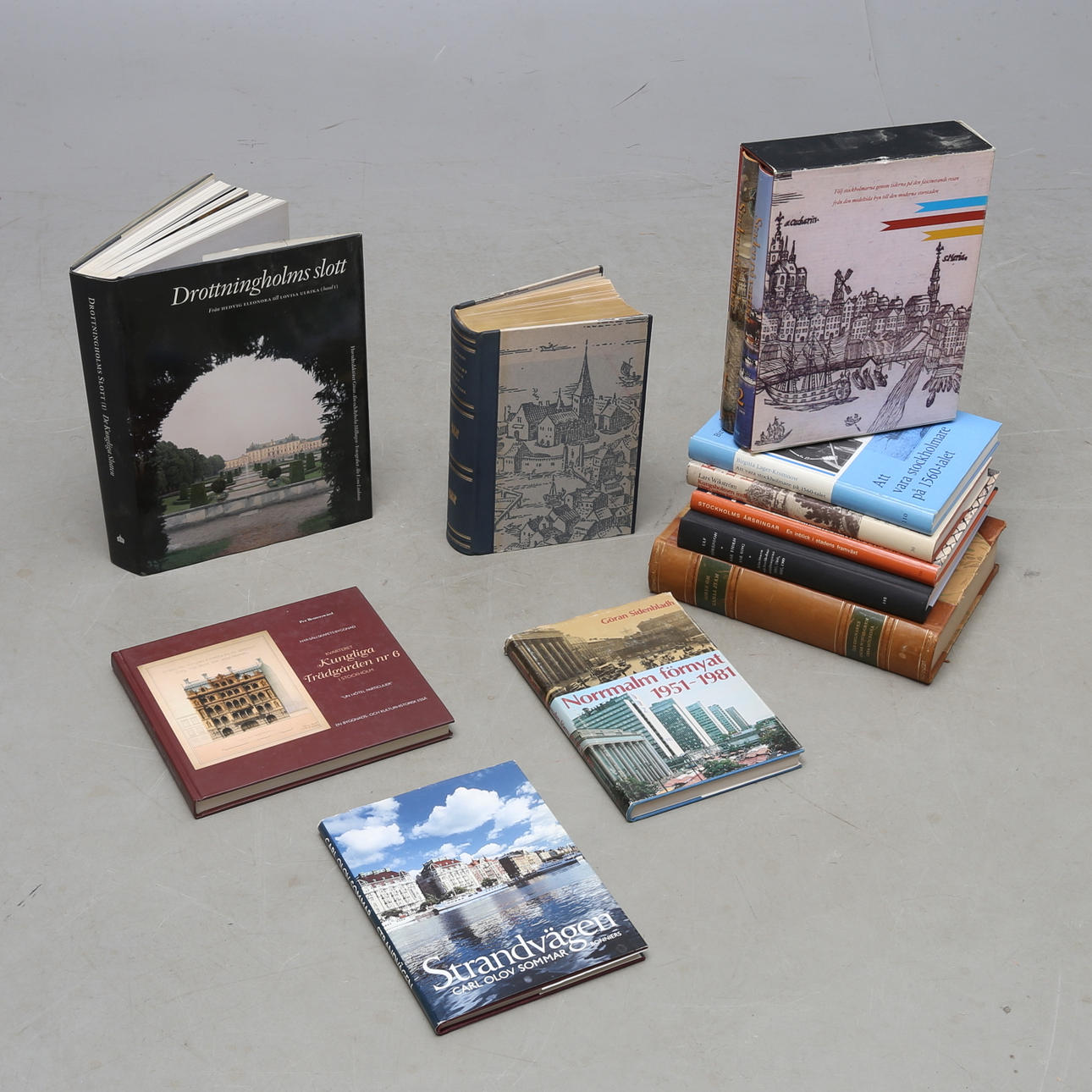 PARTI BÖCKER, 12 st, Tema Stockholm, bland annat "Boken om Gamla Stan", "Strandvägen", "Staden på vattnet".