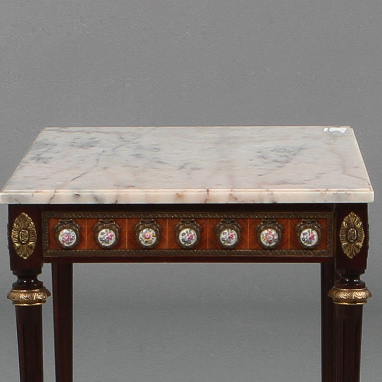 SOFFBORD, stenskiva, bronser och porslinsplattor, 1900-talets andra hälft.