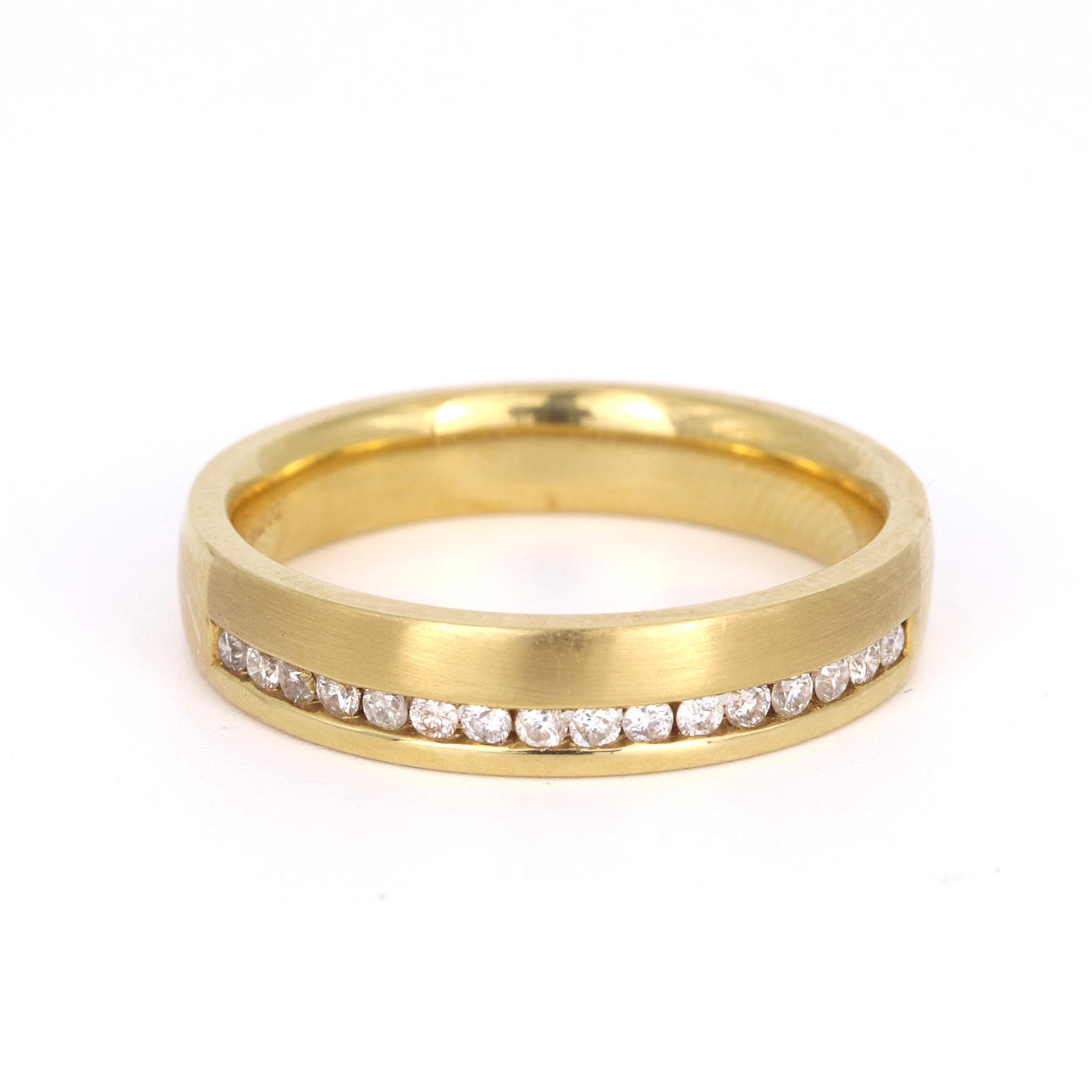 18KT GULD DIAMANTRING.