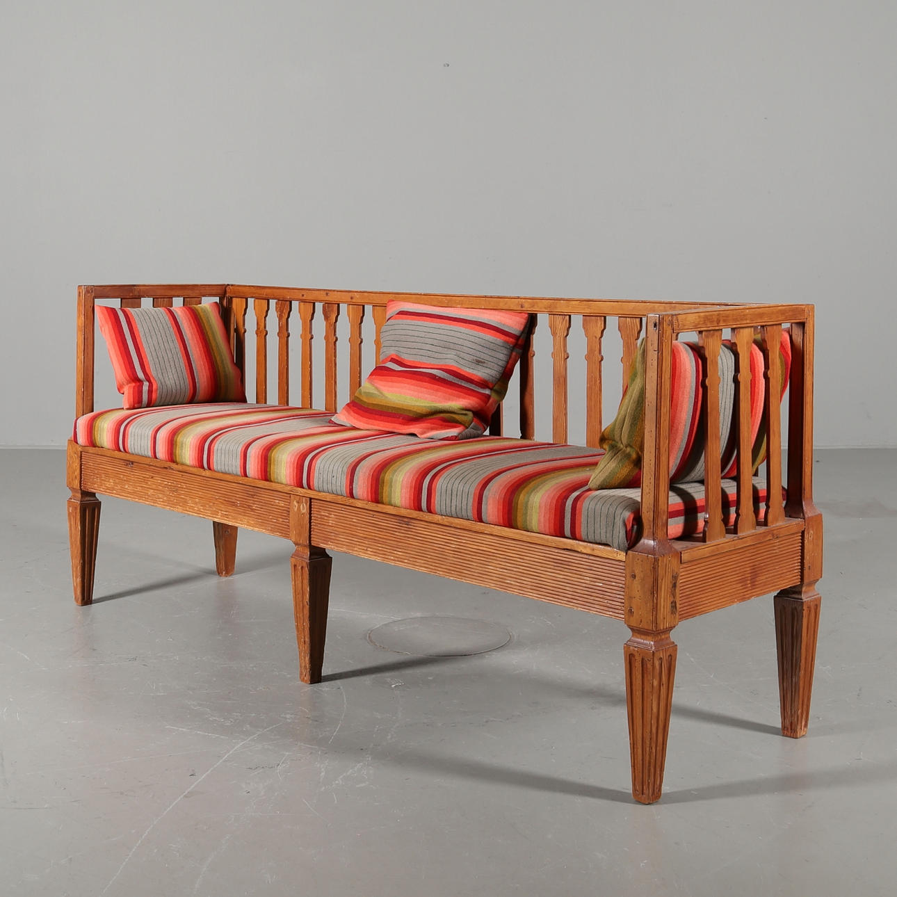 KÜCHENSOFA, Hartholz, Schweden 1900.