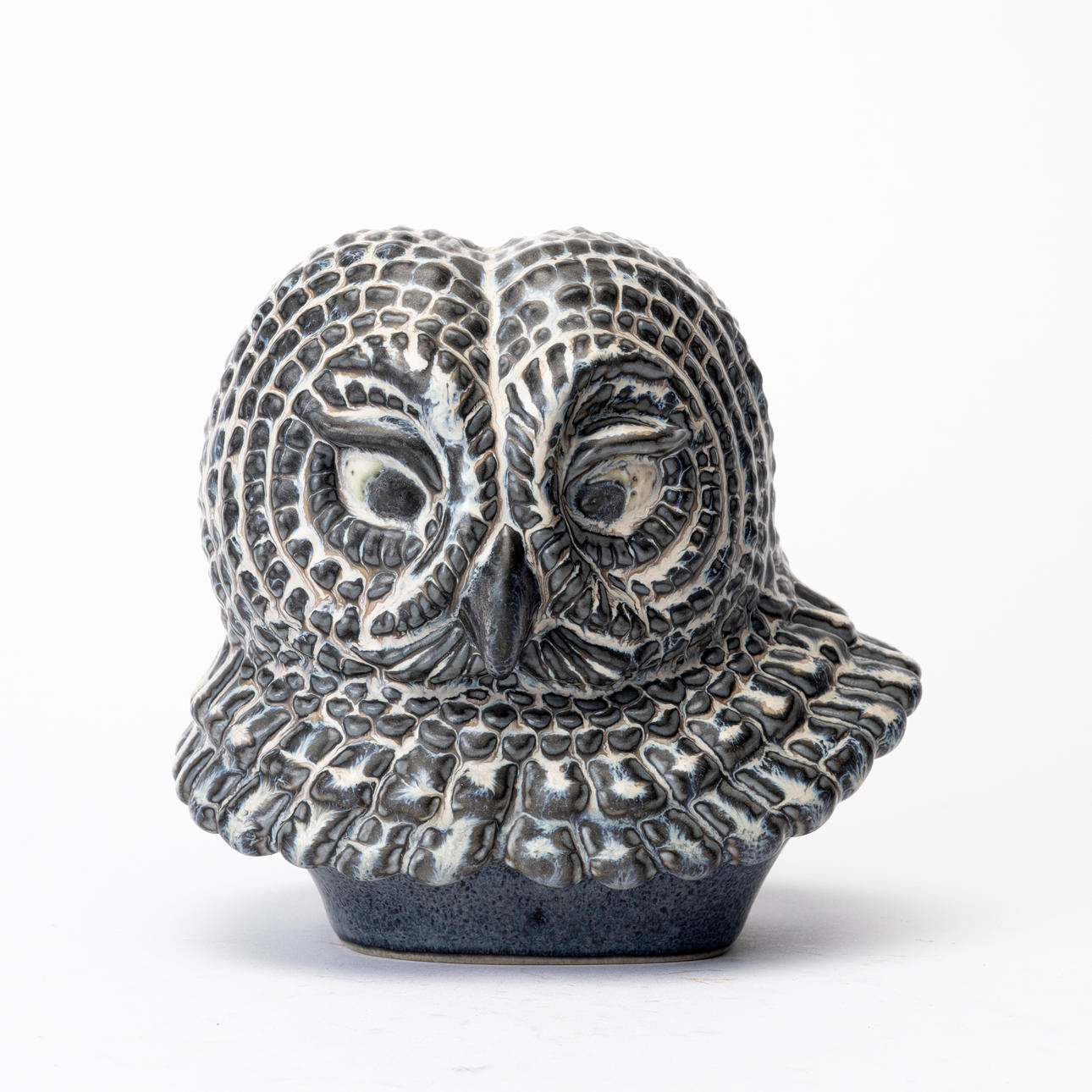 GUNNAR NYLUND. Owl, Rörstrand, glazed stoneware, signed, 1950s.