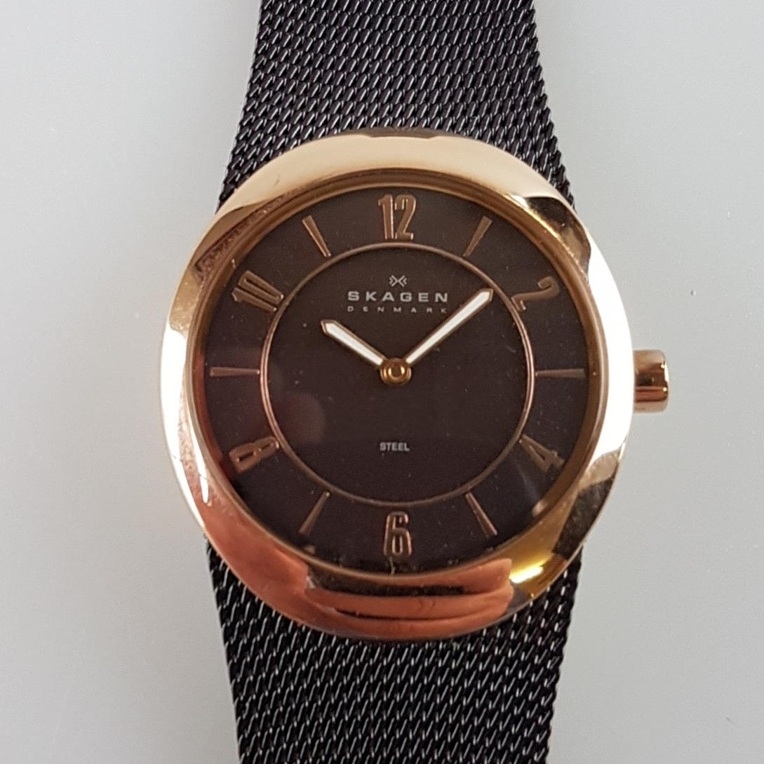 LADIES' WRISTWATCH SKAGEN DENMARK.