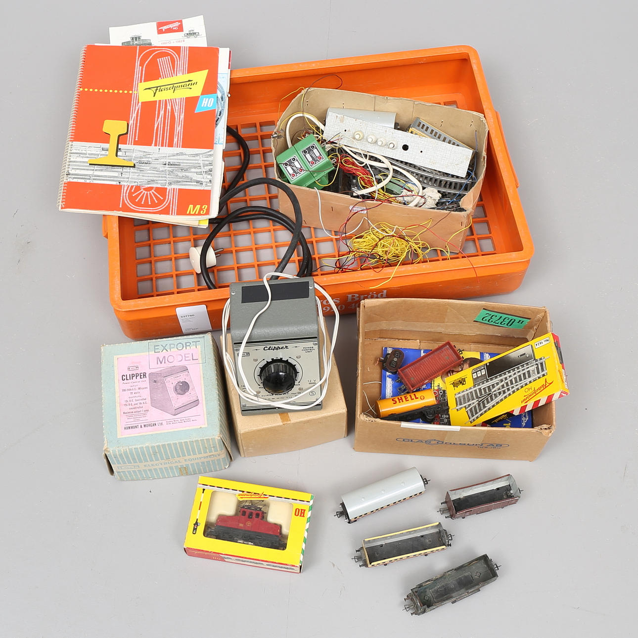 MODELLJÄRNVÄG, parti, mestadels Fleischmann.