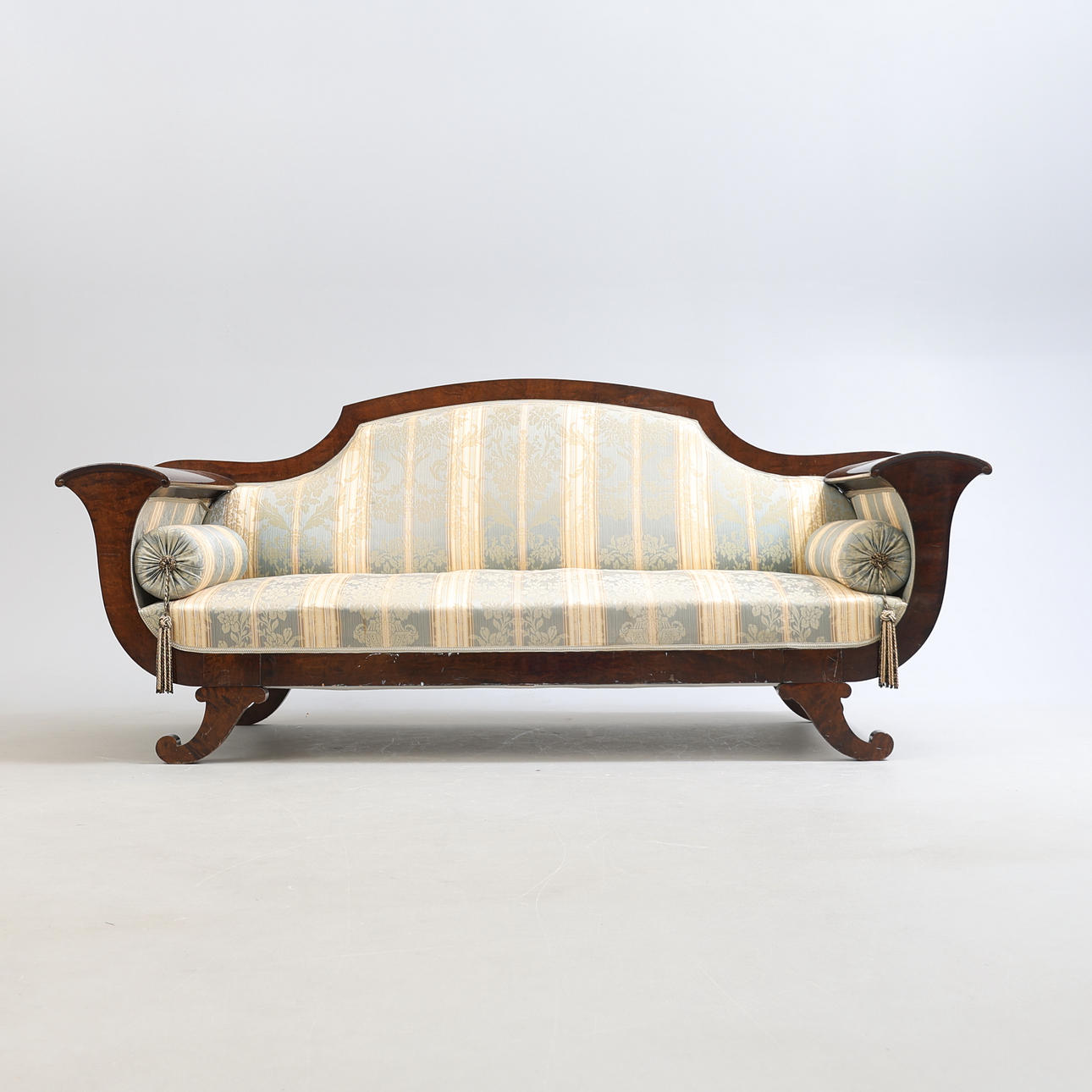 SOFFA, Karl Johan-stil, 1900-tal.