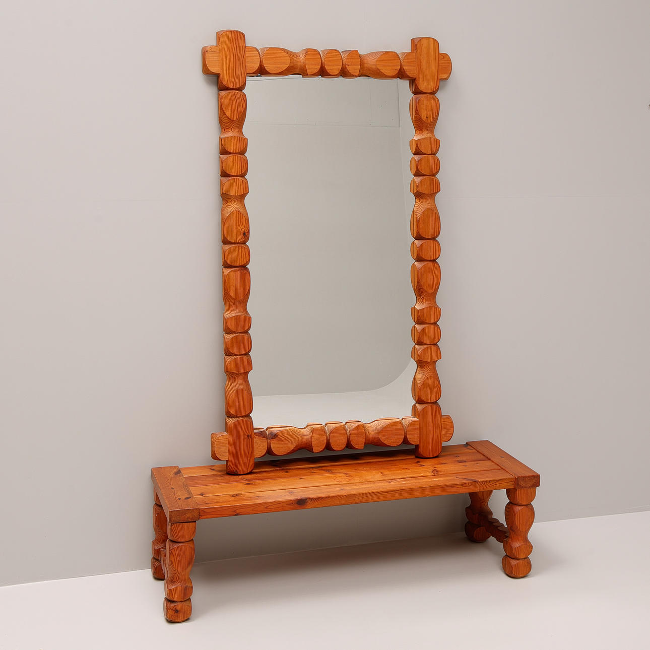 Hallmöbel, furu, Glas Mäster Markaryd, 1973.