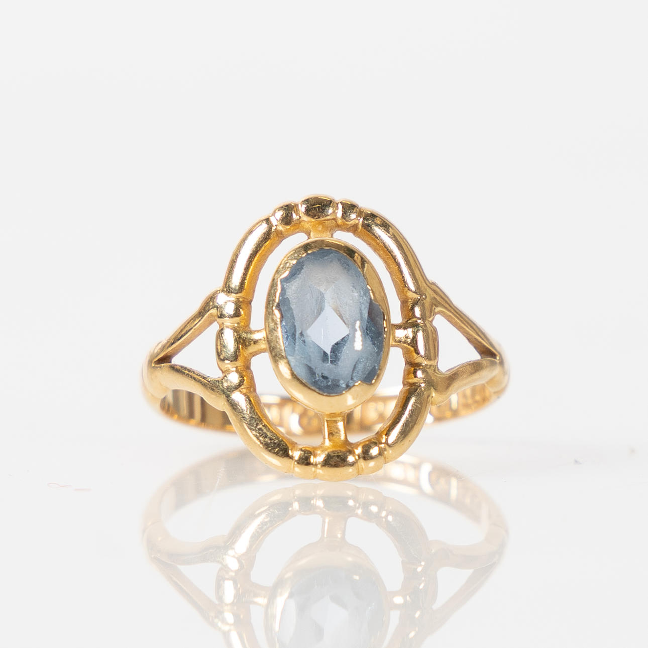 RING, 18K guld.