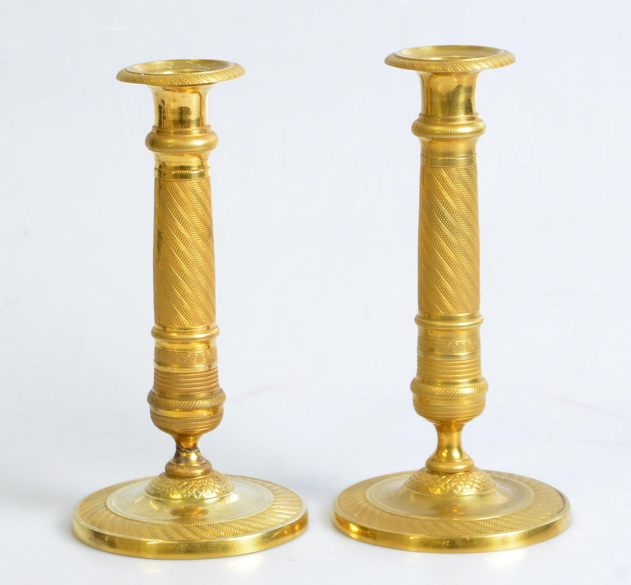 LJUSSTAKAR, 1 par, brännförgylld brons, 1800-tal.