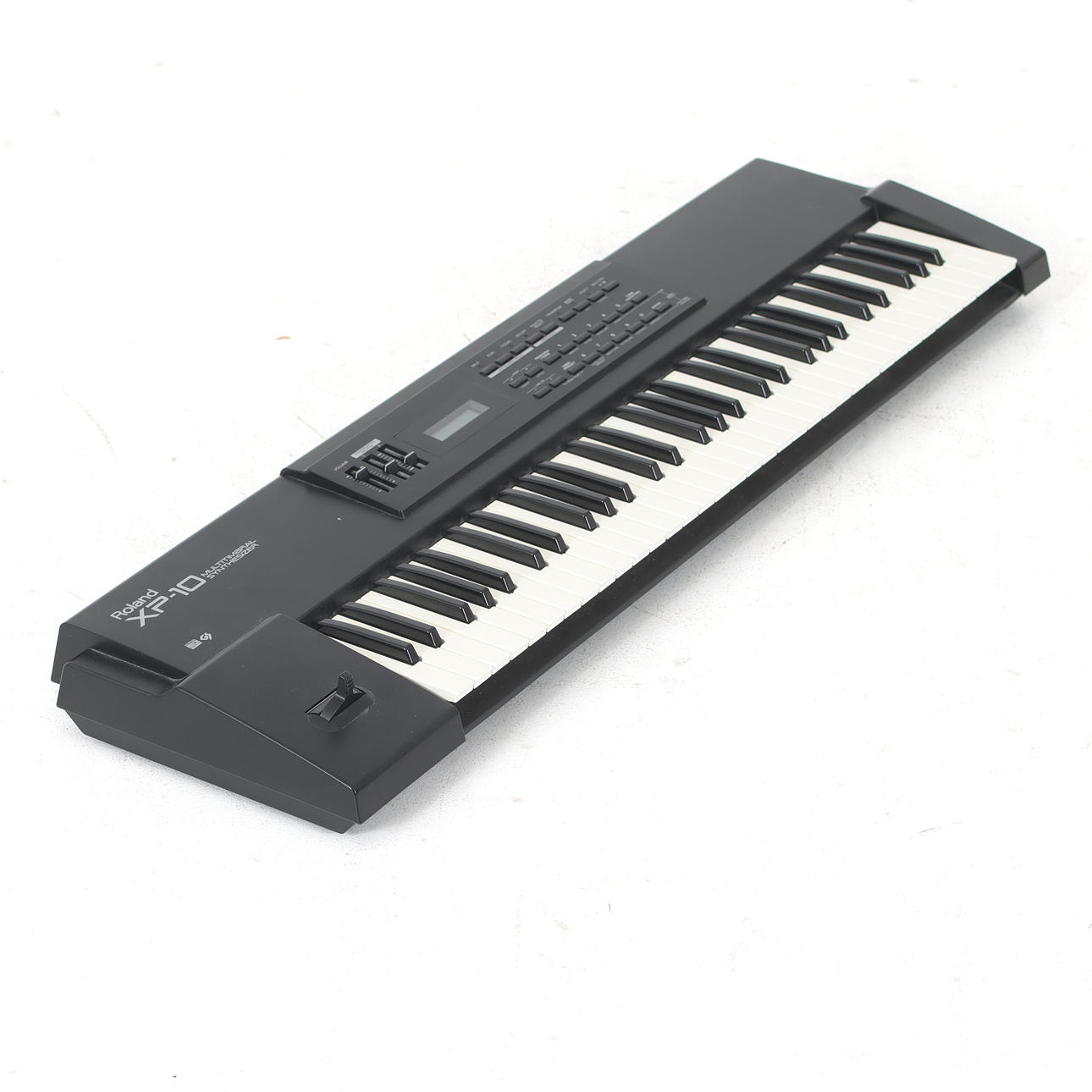 SYNTHESIZER, XP-10, Multitimbral. Roland.
