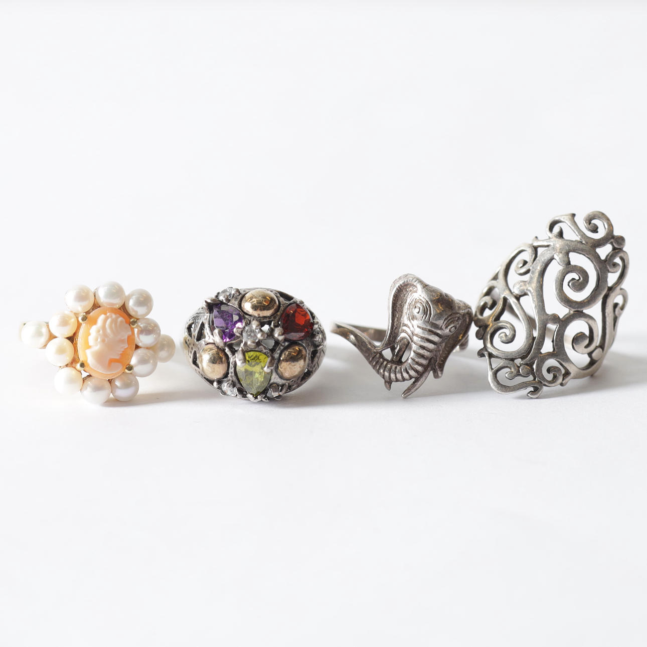 RINGAR, 4 st. Delvis silver, 1900-tal.