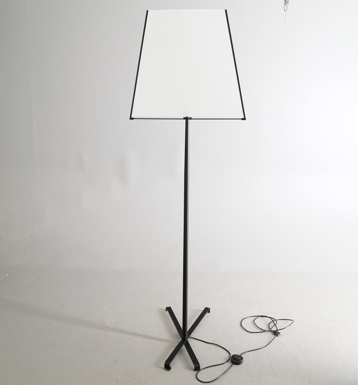 GOLVLAMPA, light shadow, Ingegerd Råman.