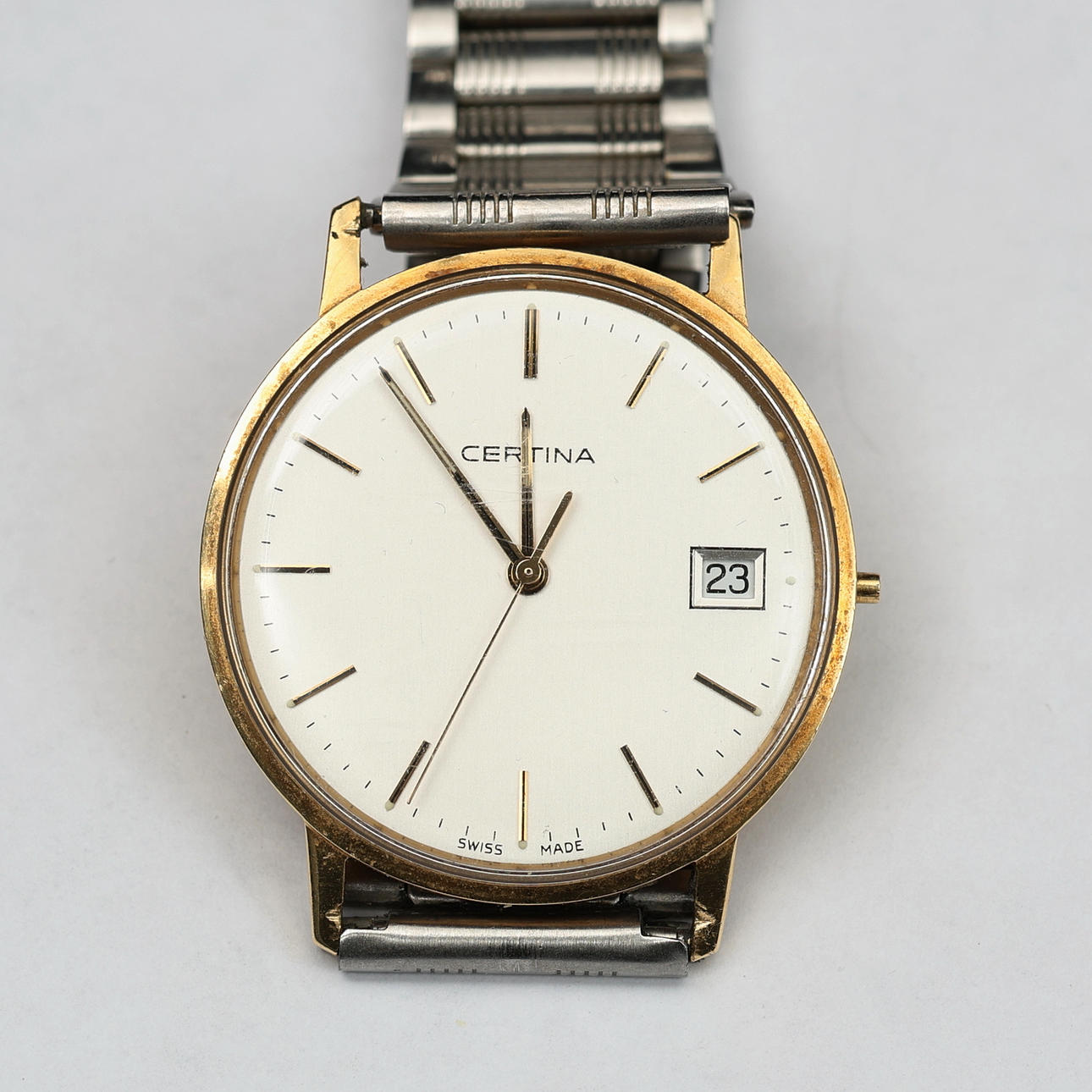 GOLD WATCH. Certina, 18 karat.