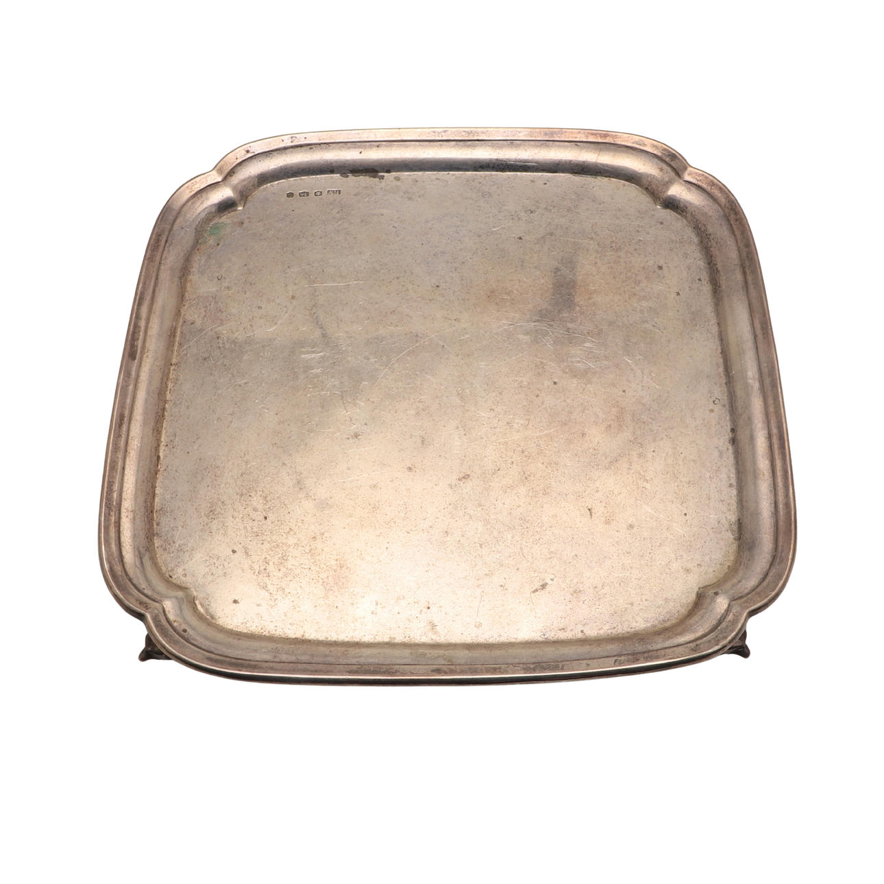 A GEORGE V SILVER SALVER.