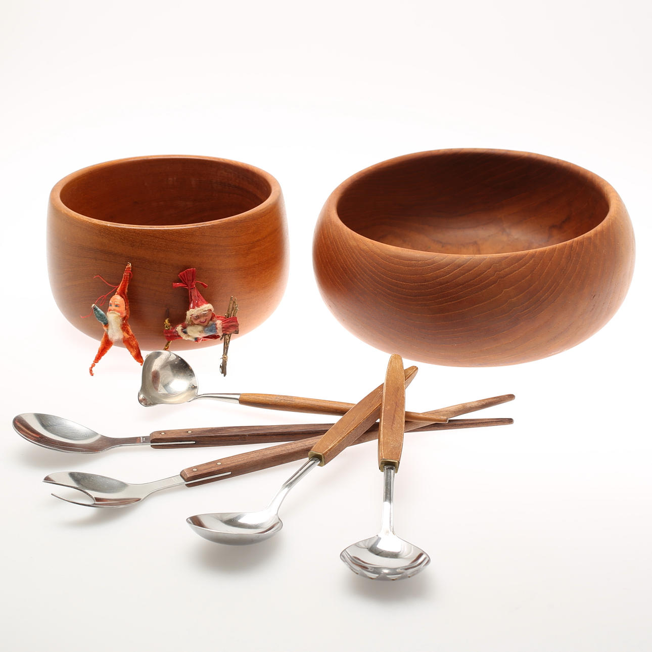 SKÅLAR, 2 st. Teak, BESTICK, 5 delar, TOMTAR, 2 st.