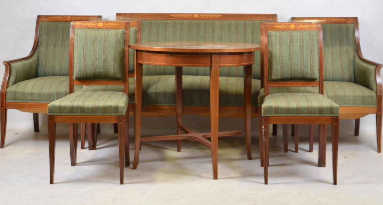 SALONGSGRUPP, 8 delar, empirestil, 1900-tal.