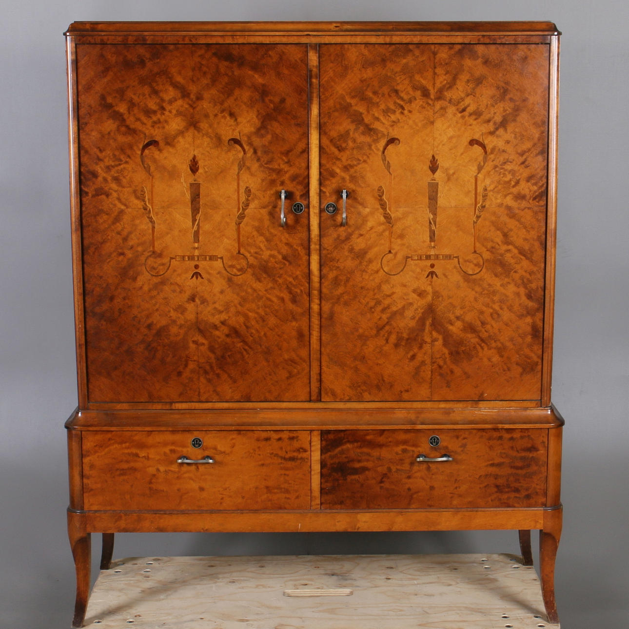 LINNESKÅP, björk, art deco, intarsia, 1900-talets första hälft.