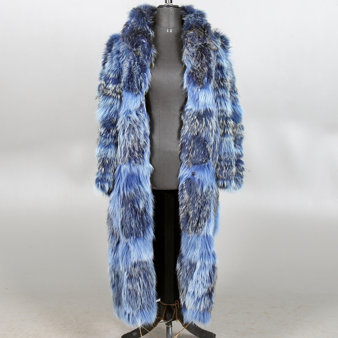 PÄLS, blåräv, 1900-tal. Strl. 42.