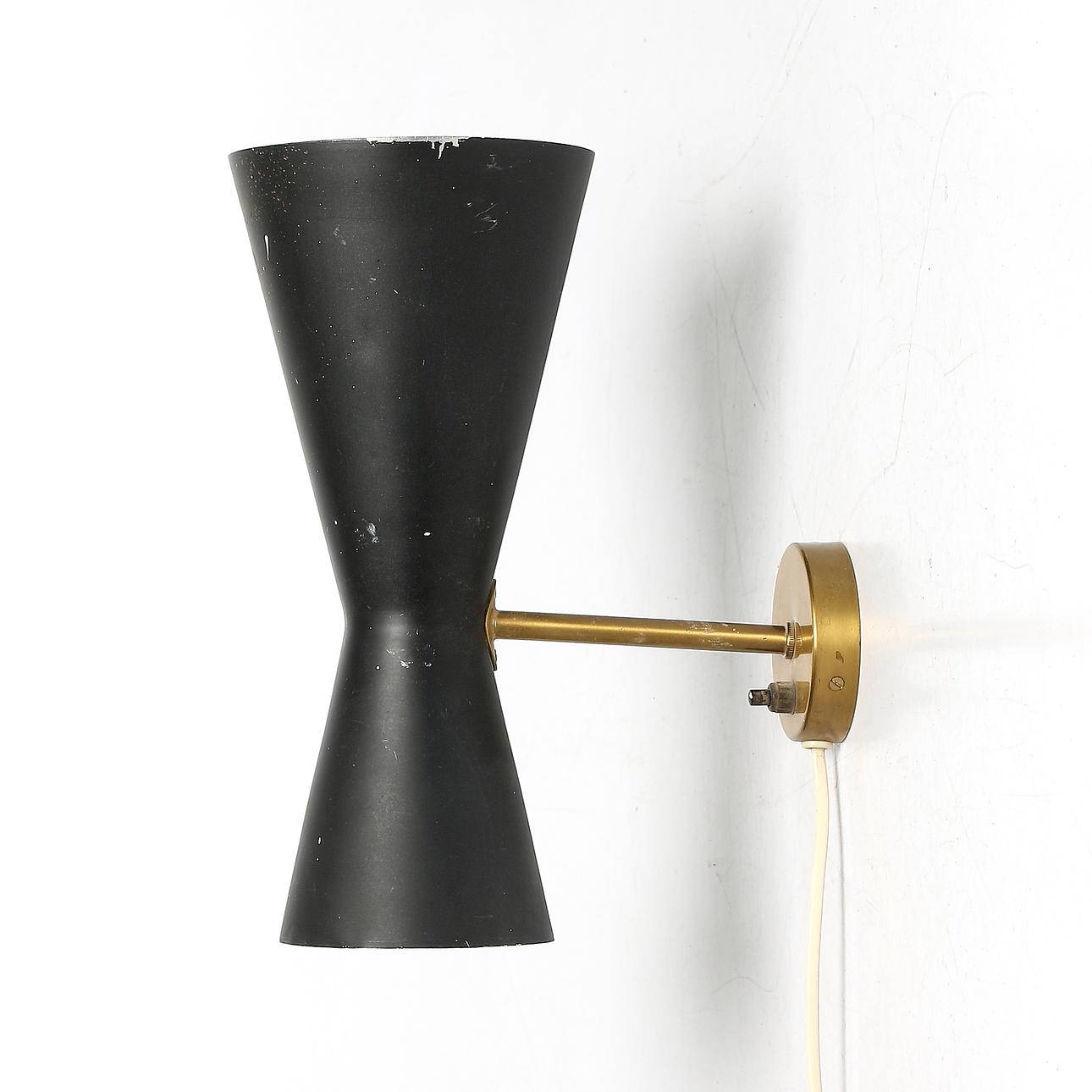 VÄGGLAMPA, plåt, "Diabolo", sannolikt J.M Barnicot, 1900-talets mitt.