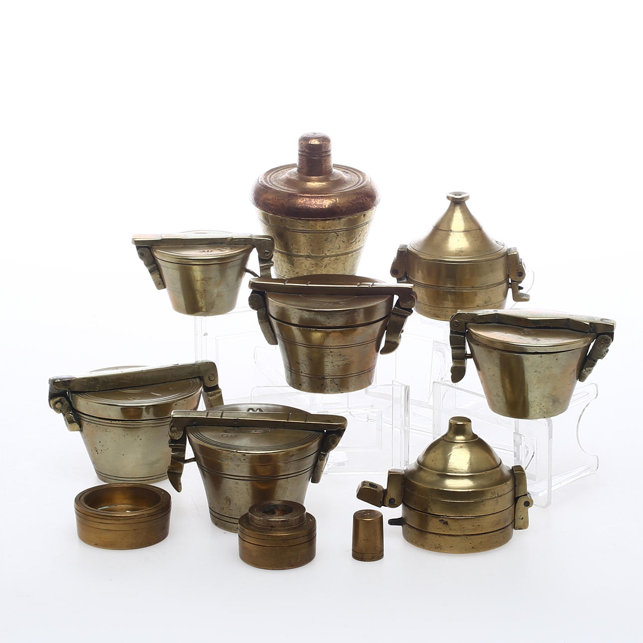 INSATSVIKTER, 8 st, mässing.