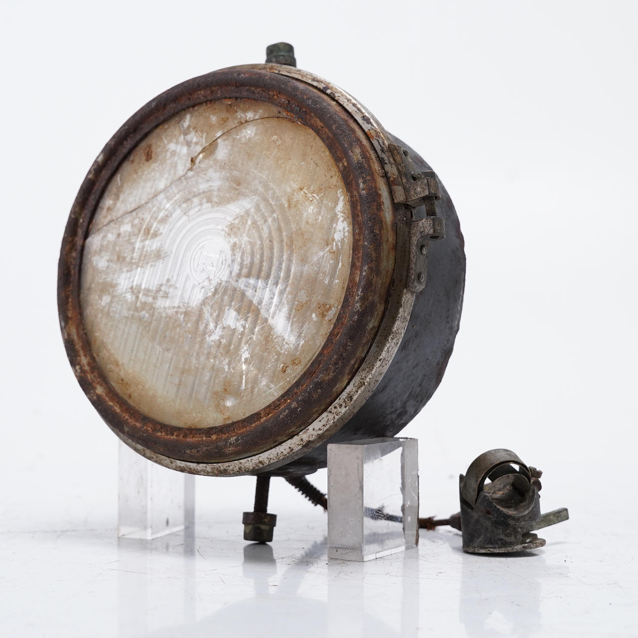 BOSCH, headlight, so-called "Herring tin", model TS-150, 1928-1931.