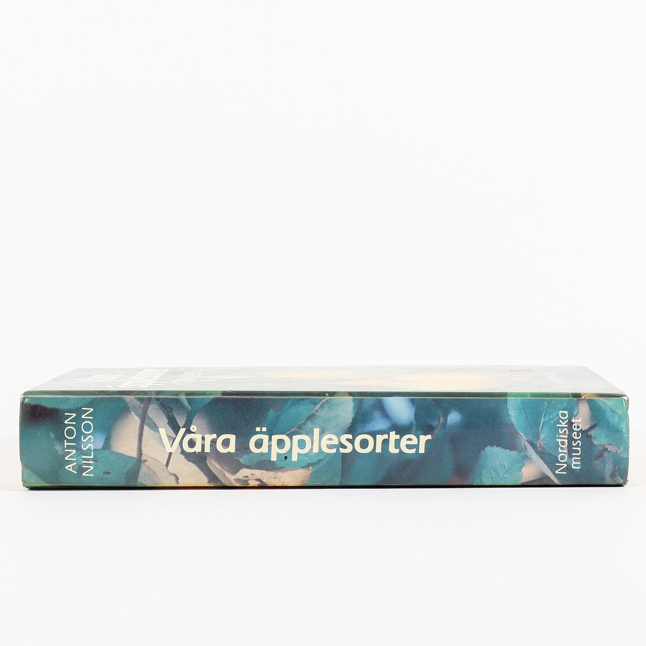 ANTON NILSSON. Bok "Våra Äppelsorter".