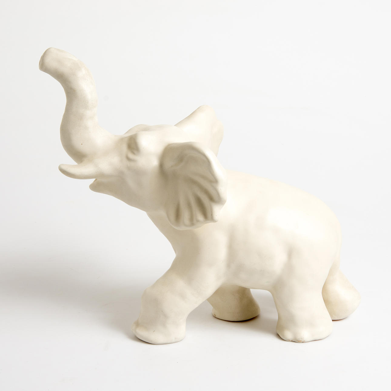 VICKE LINDSTRAND. Figurin, keramik, elefant, Upsala-Ekeby.
