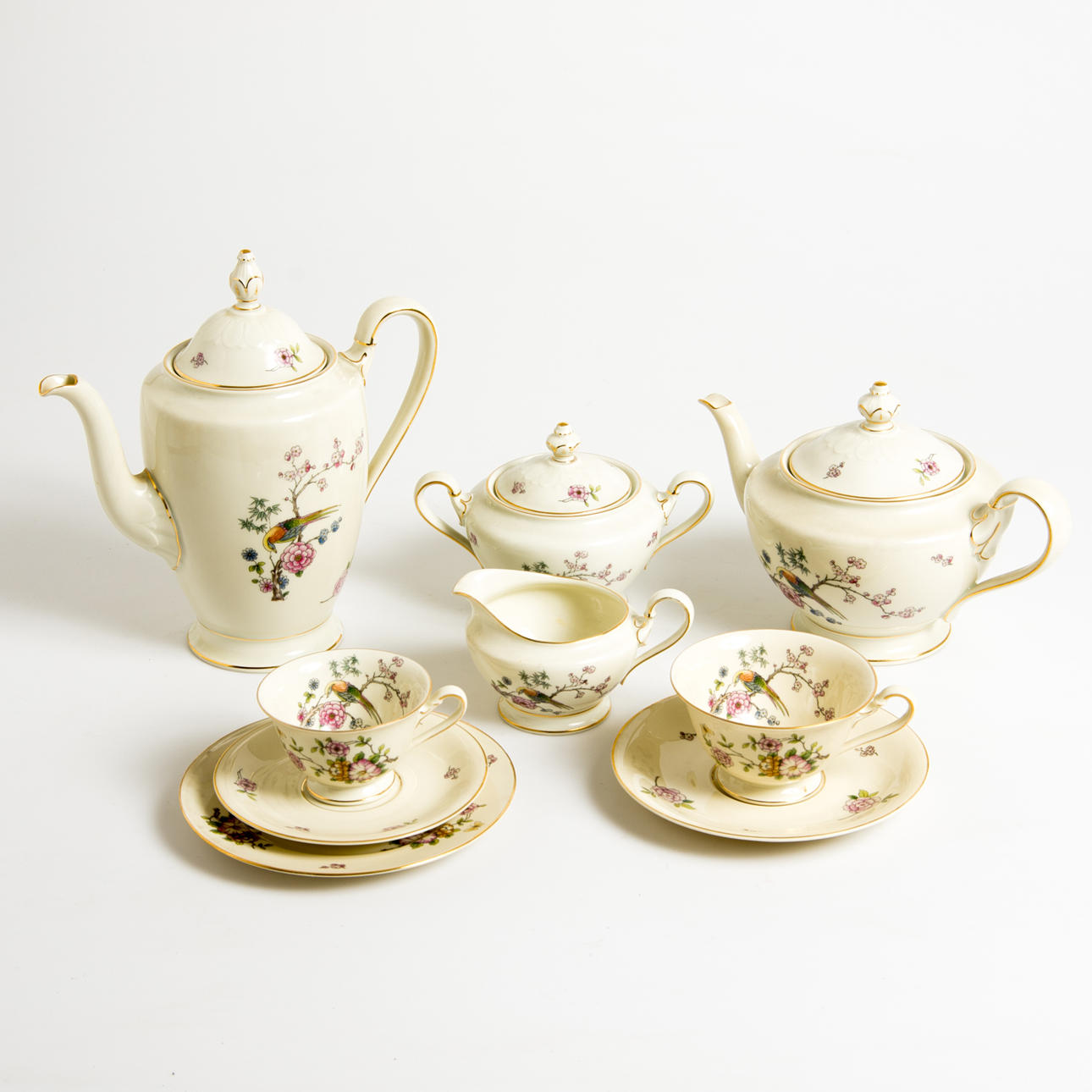 TE- SAMT KAFFESERVIS, 59 delar, porslin, Rosenthal.