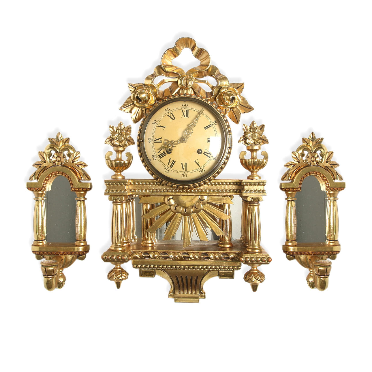 VÄGGUR och APPLIQUER, så kallad "guldpendyl", 3 delar, 1900-tal.