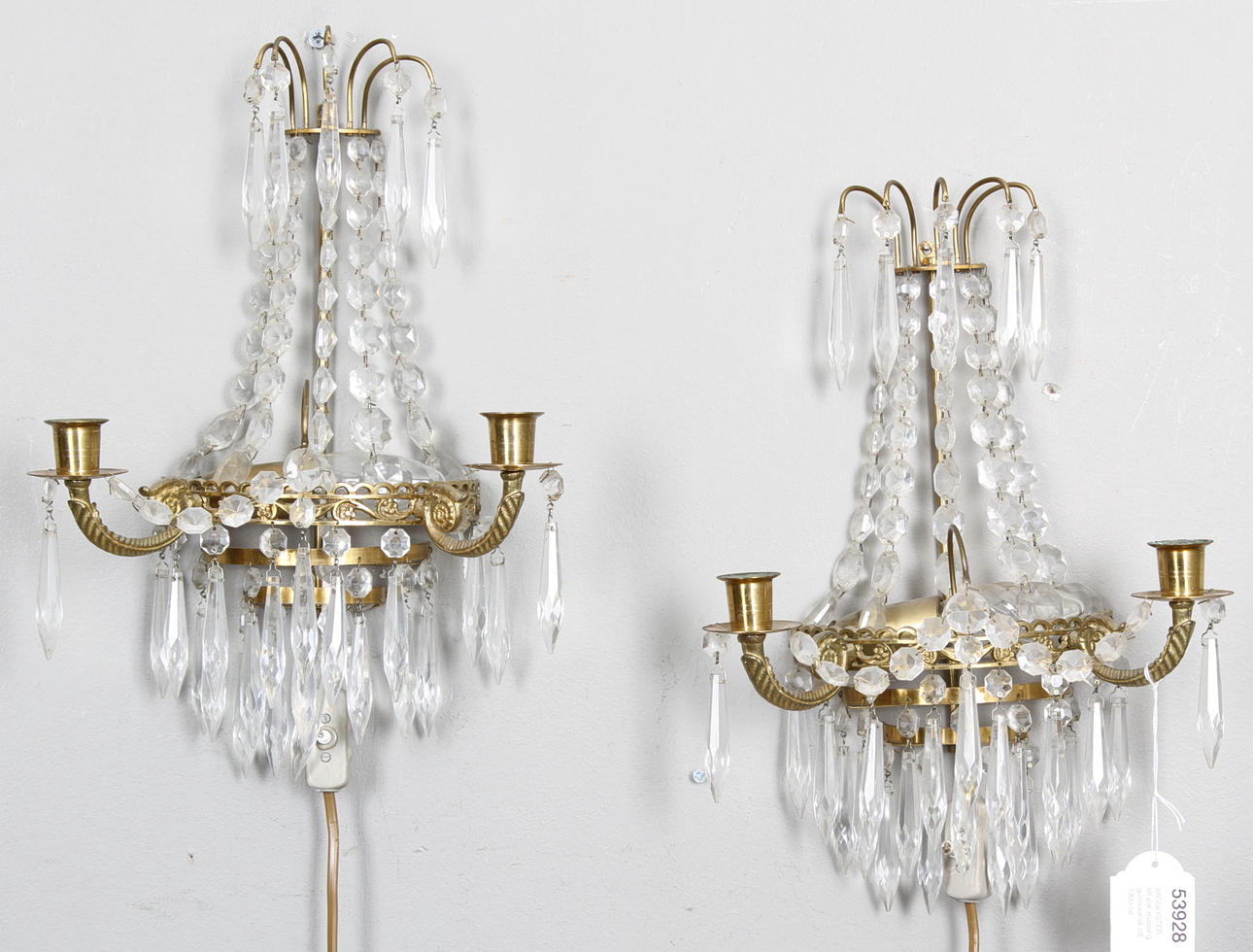 VÄGGLYSTER, ett par, mässing, gustaviansk stil, 1900-tal.