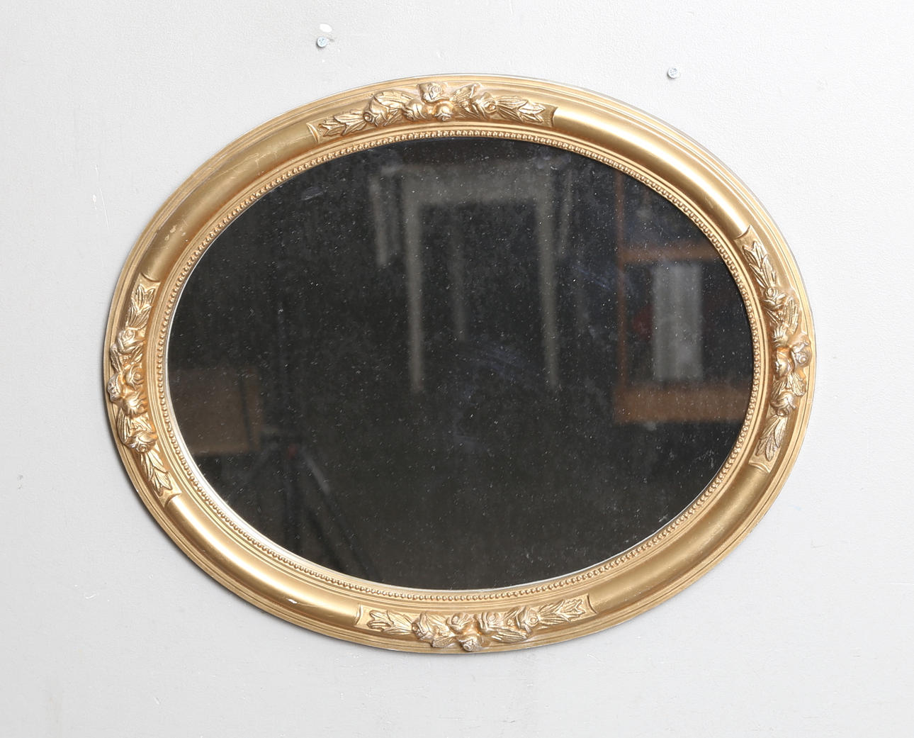 SPEGEL, nyrokokostil, 1900-talets andra hälft.