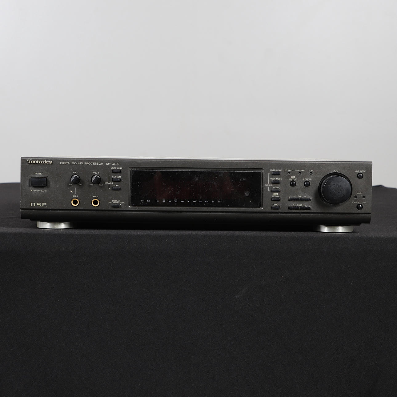 TECHNICS SH-GE90 DIGITAL SOUND PROCESSOR / GRAPHIC EQUALISER.
