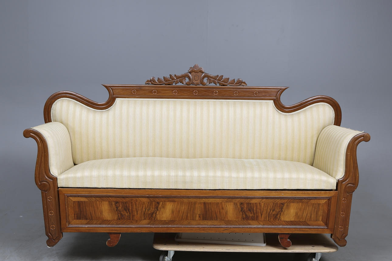 SOFFA, Karl-Johan stil, 1800-talets slut.