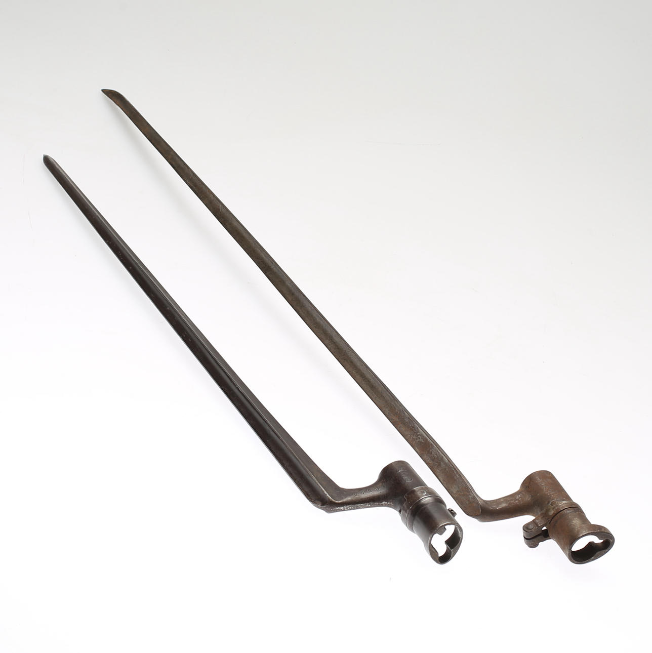 BAJONETTER, 2 st, 1800-tal.