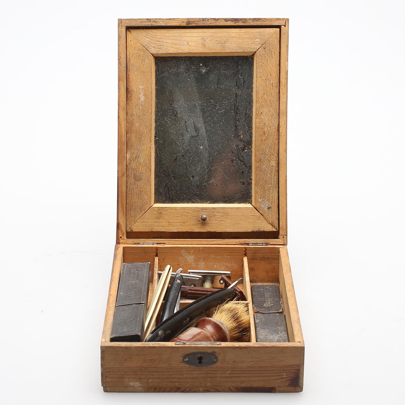 RAKSPEGEL, trä, 1900-tal.