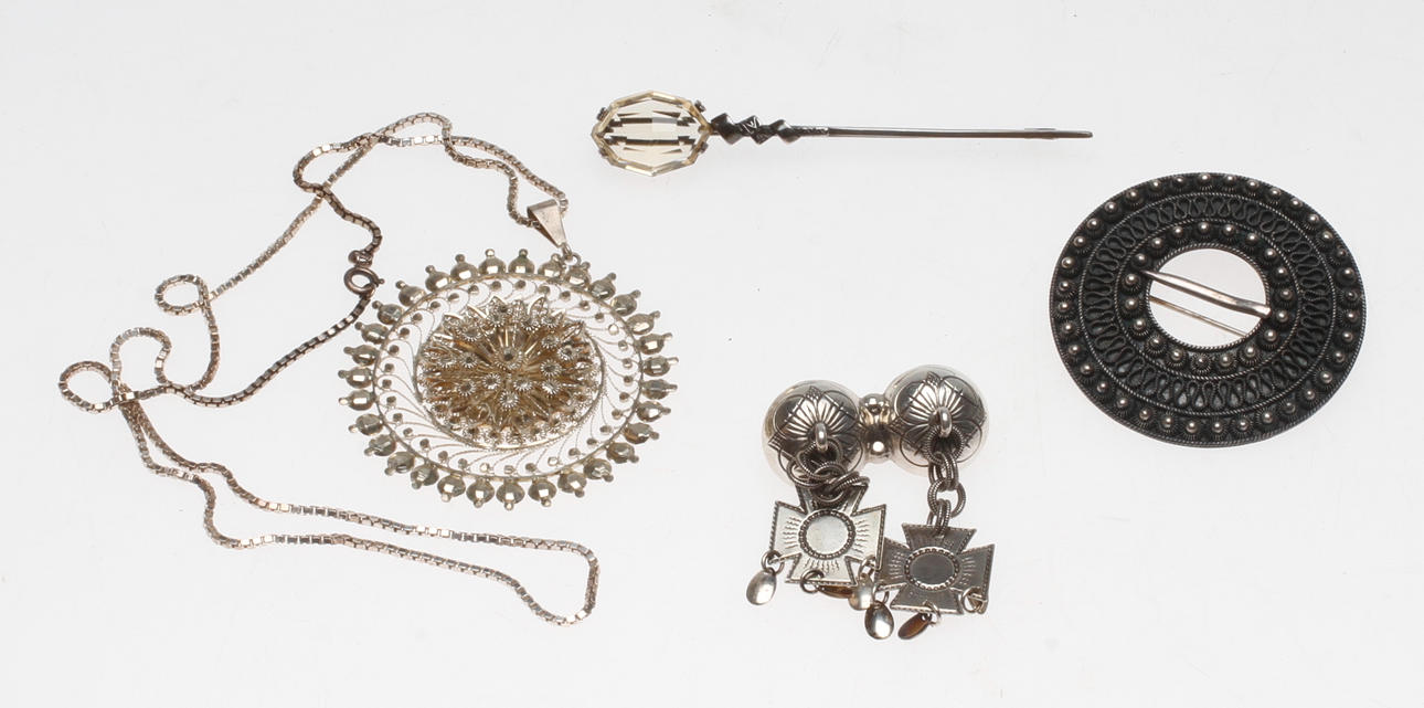 SMYCKEN, 4 delar, silver, 1900-tal.