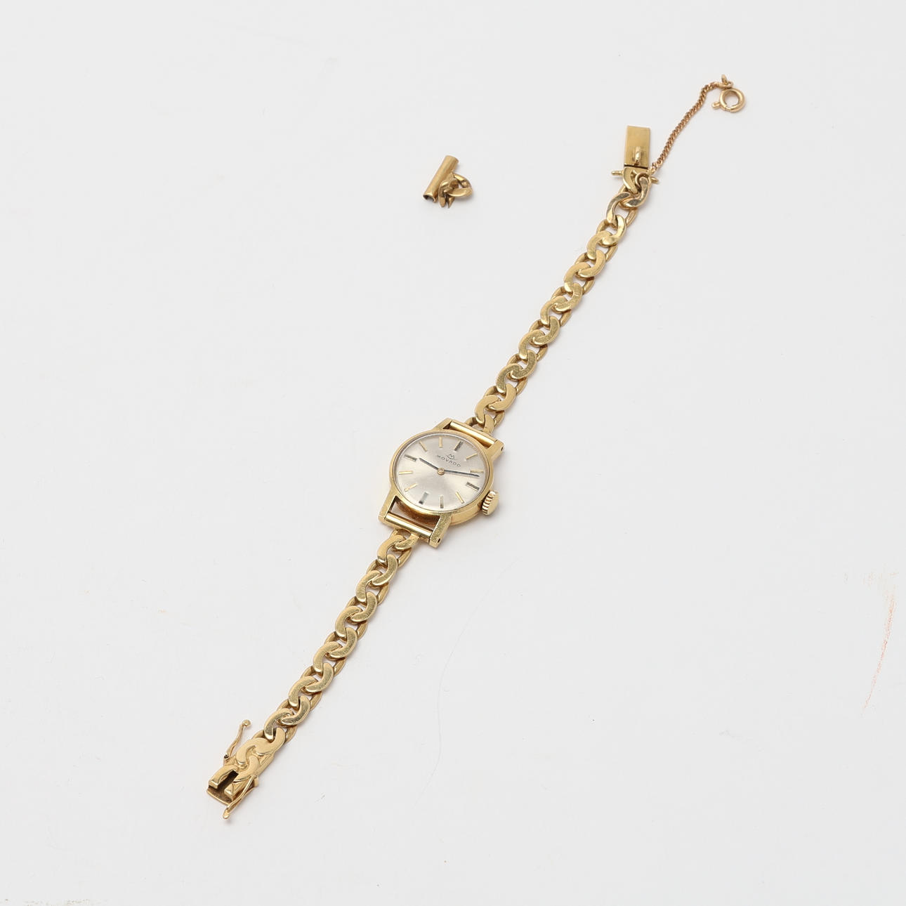 MOVADO, wristwatch, 18K gold.