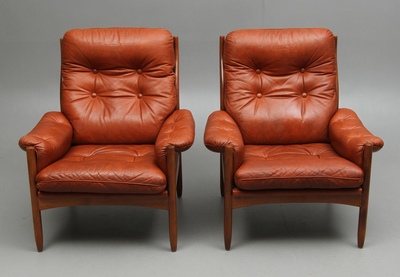 FÅTÖLJER, 1 par, Göte möbler i Nässjö.