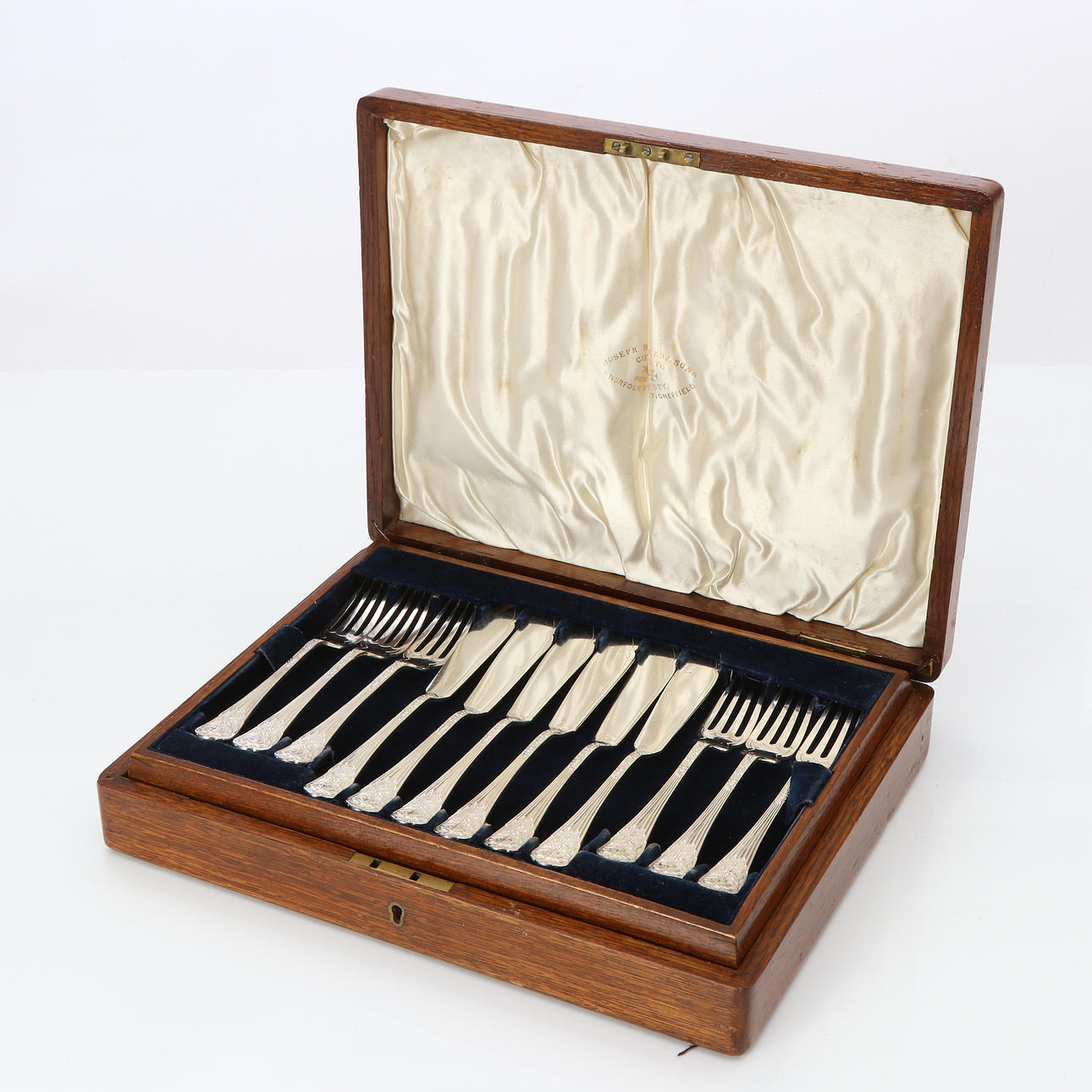 FISKBESTICK, ROSENDALS SLOTT, 11+12 ST. Pläter, England omkring 1900, etui i ek.