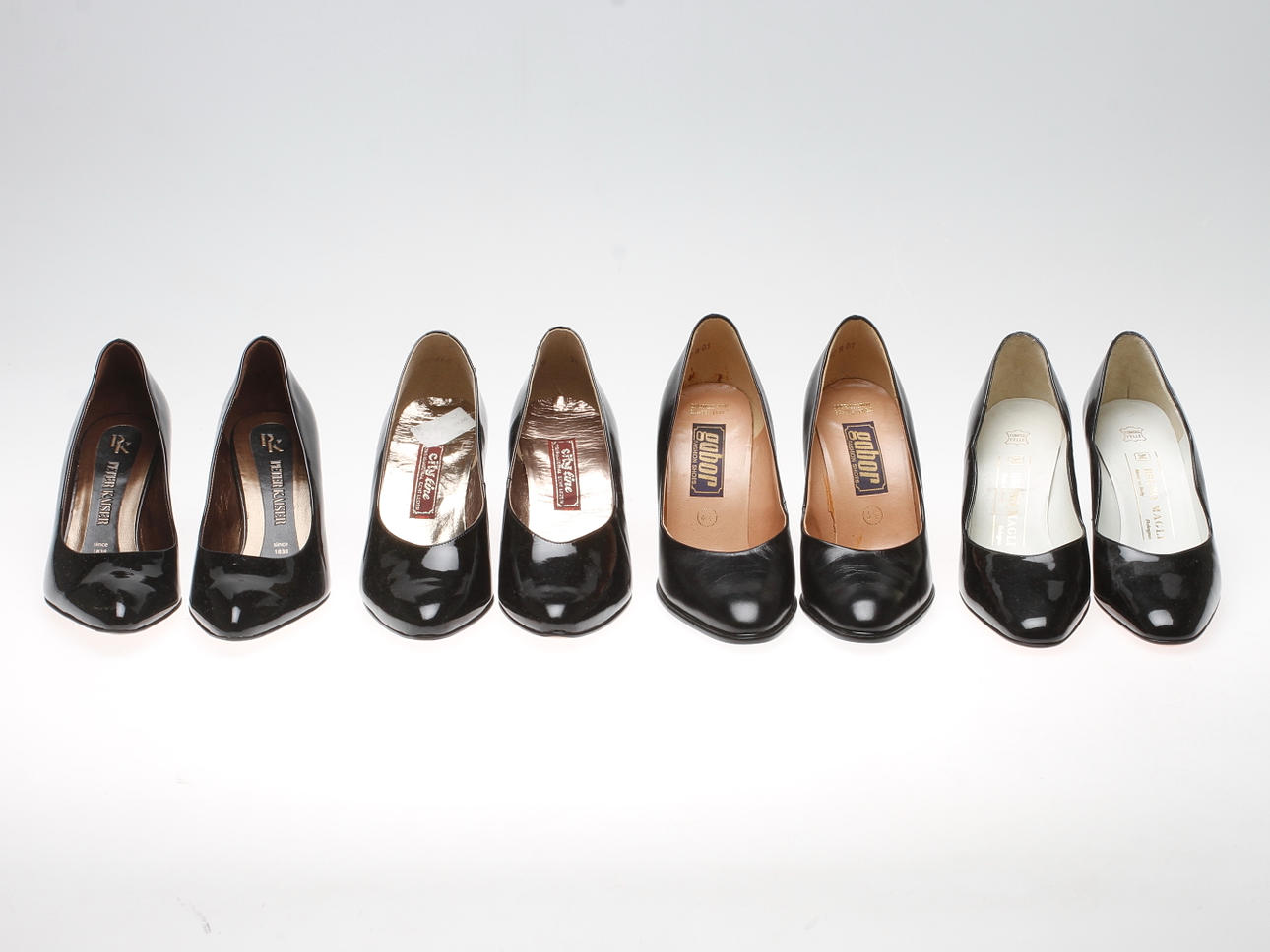 SKOR, 4 par. Nyskick. Bland annat Bruno Magli, Peter Kaiser 1900-tal.