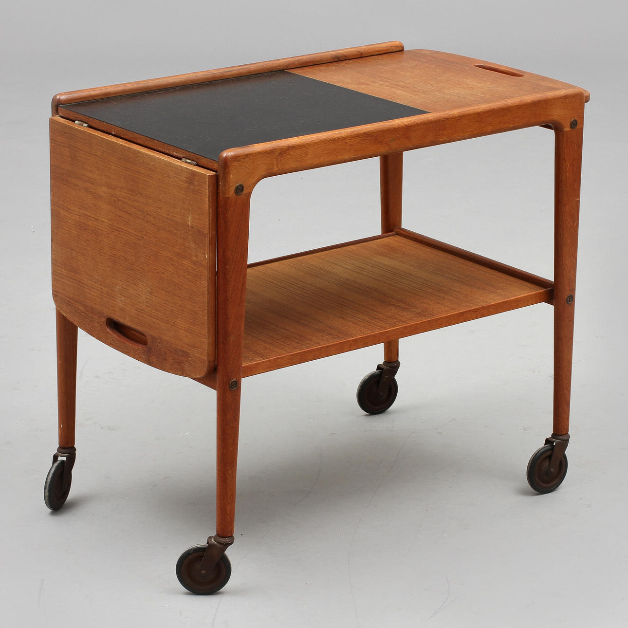 SERVERINGSVAGN, "Thea" Yngve Ekström, Källemo, 1900-talets mitt.