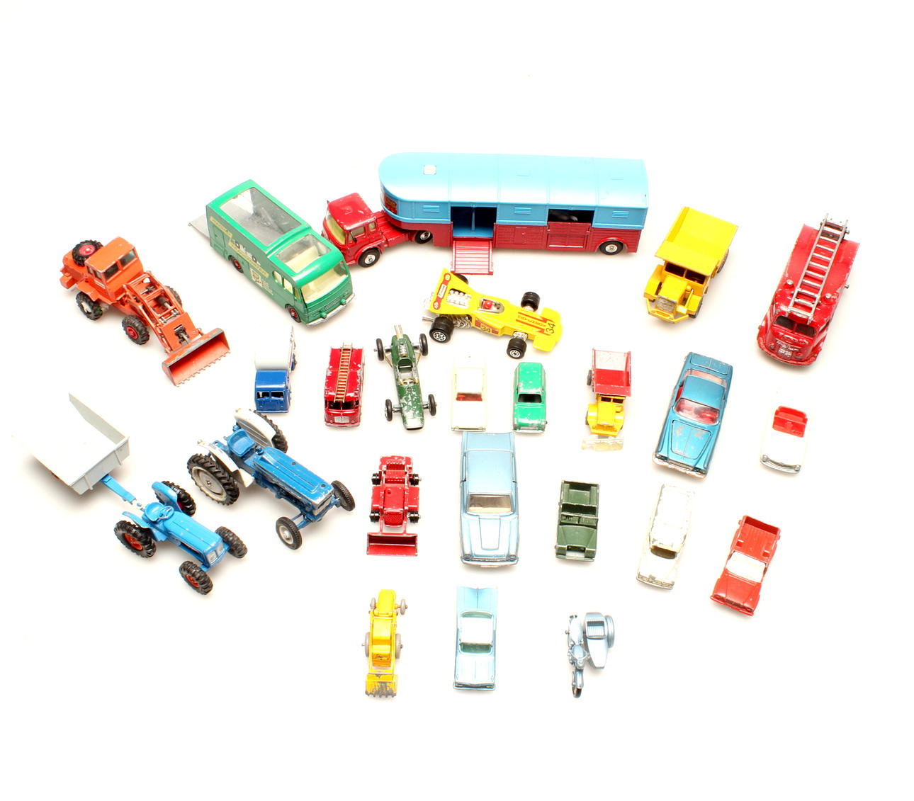 SAMLING LEKSAKSBILAR, plåt,Lesney, Dinky samt Corgi Toys.