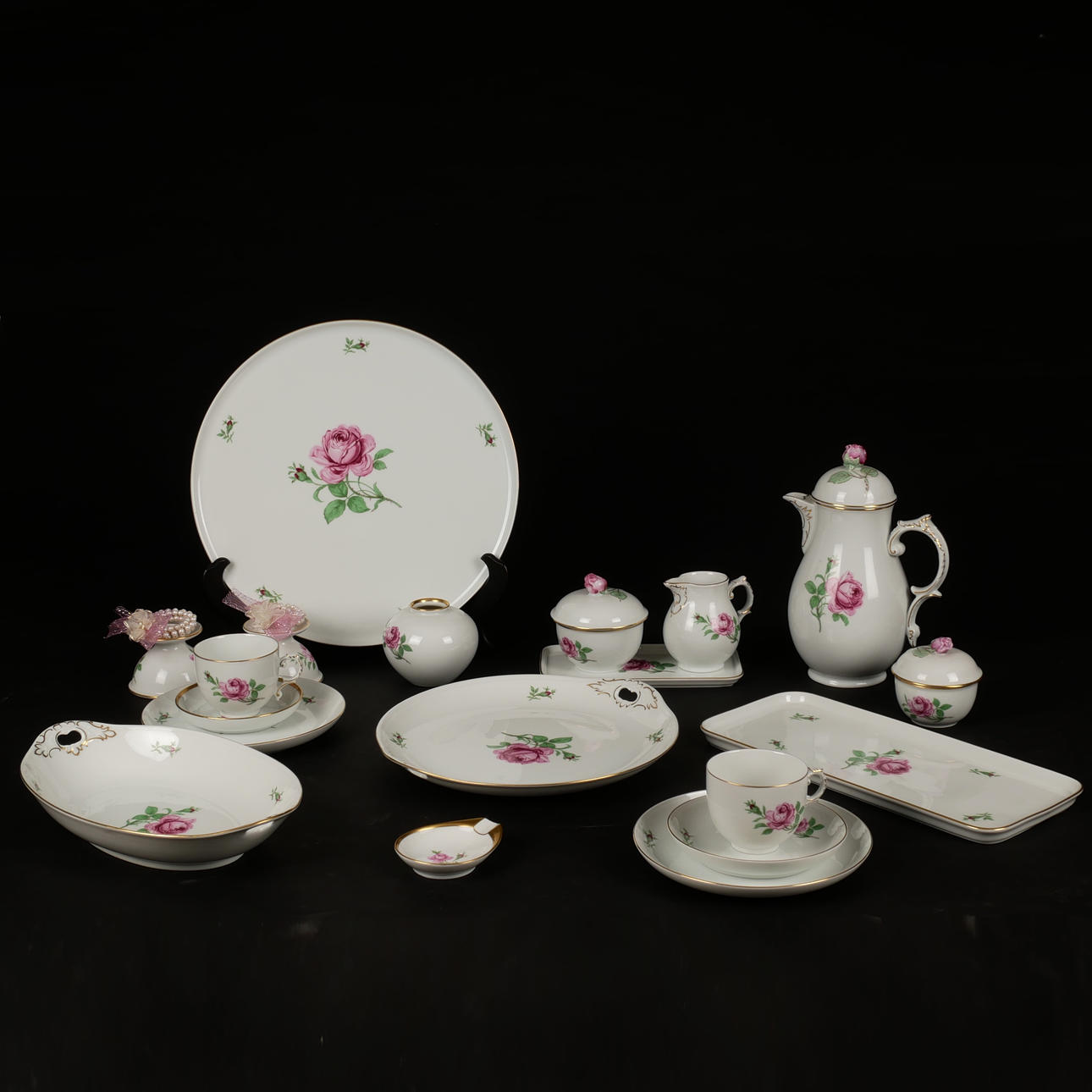 KAFFESERVIS, 58 delar, "Rose", porslin, Alt Fürstenberg.