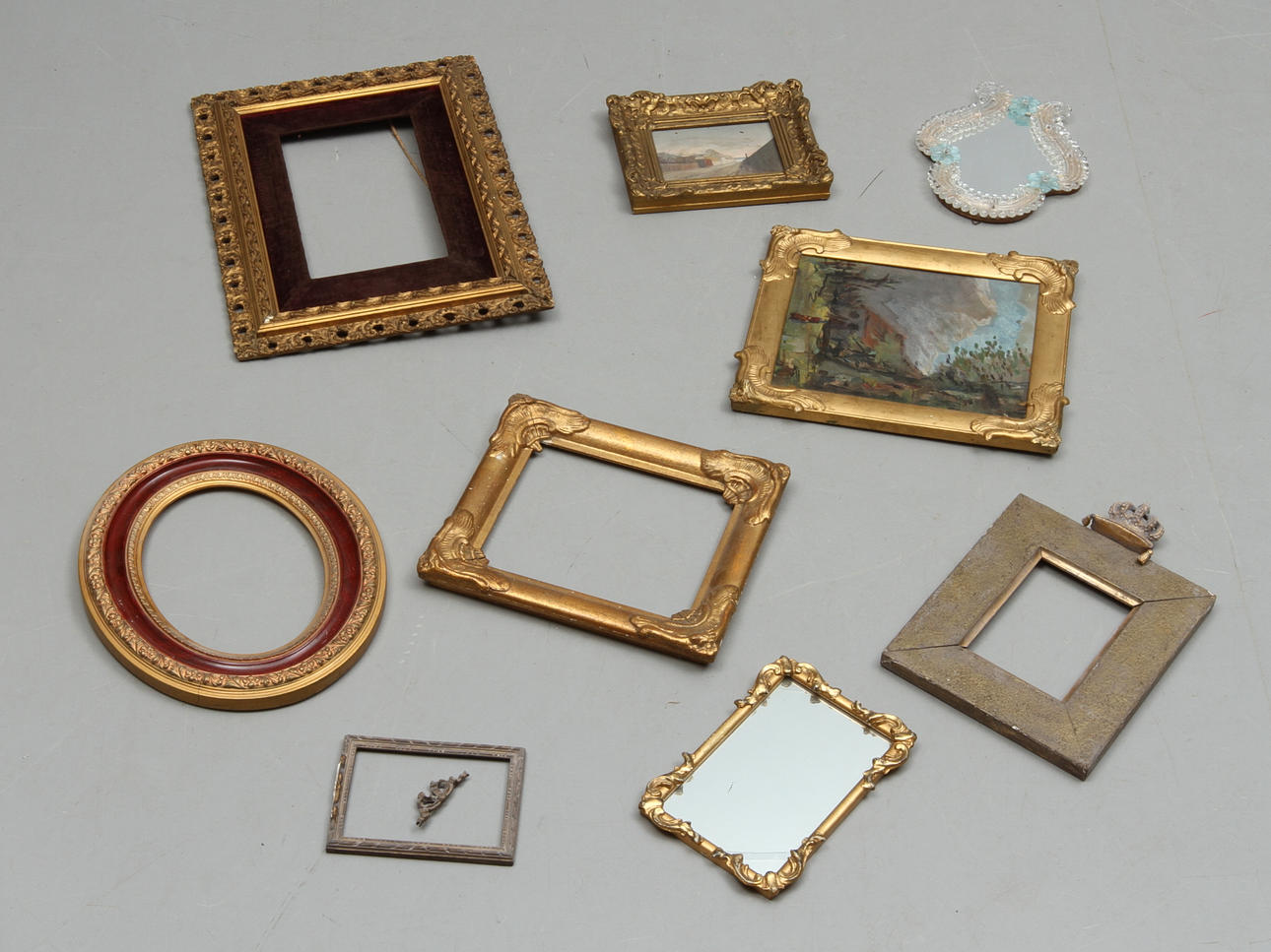 PARTI RAMAR och TAVLOR, samt SPEGEL.