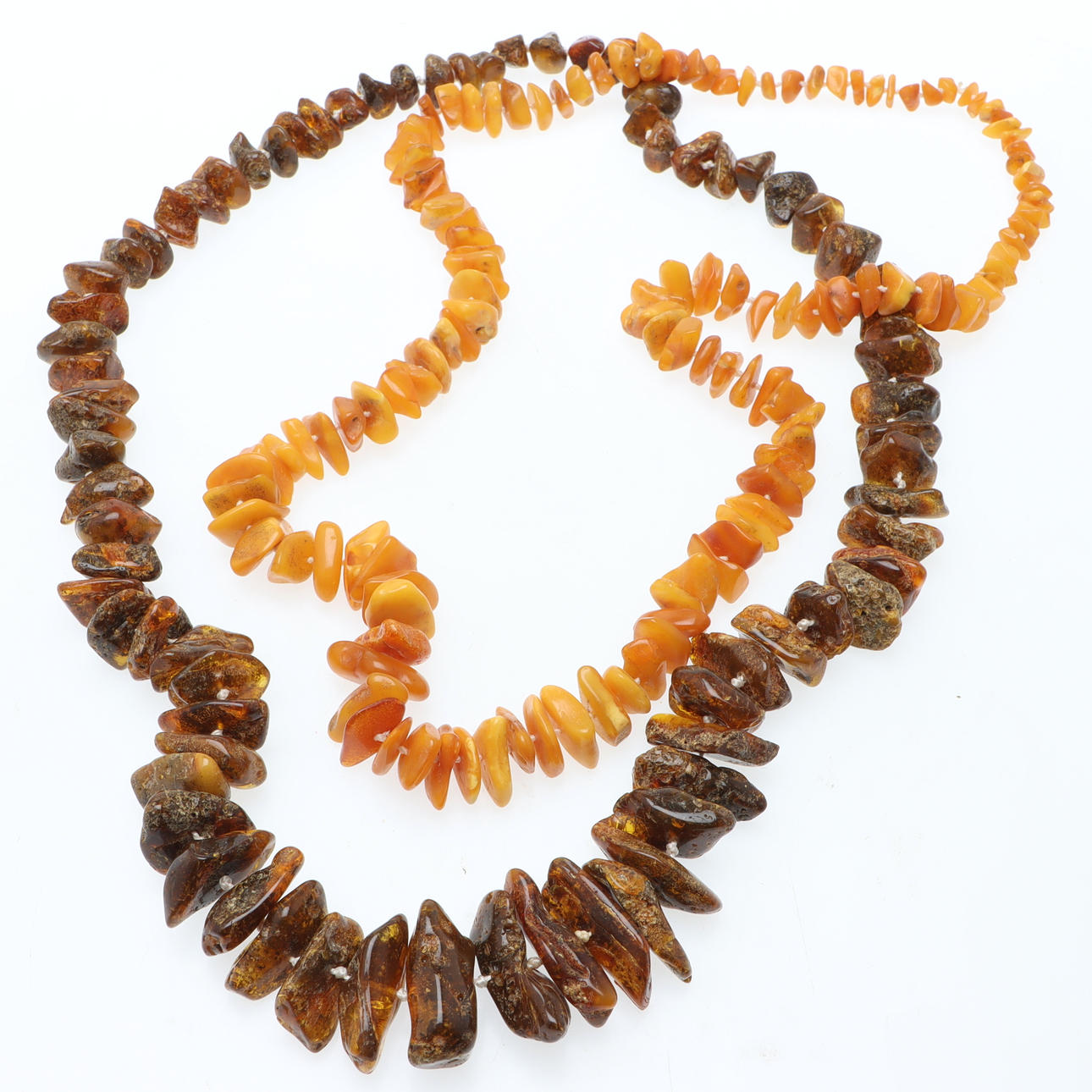 COLLIER, 2 st, doserad bärnsten.