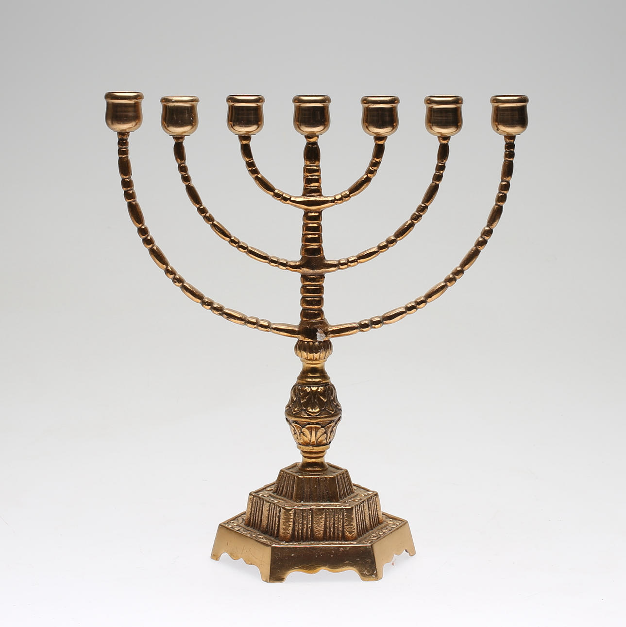 MENORA/LEUCHTER, Erz, Gnosjö, 1900.