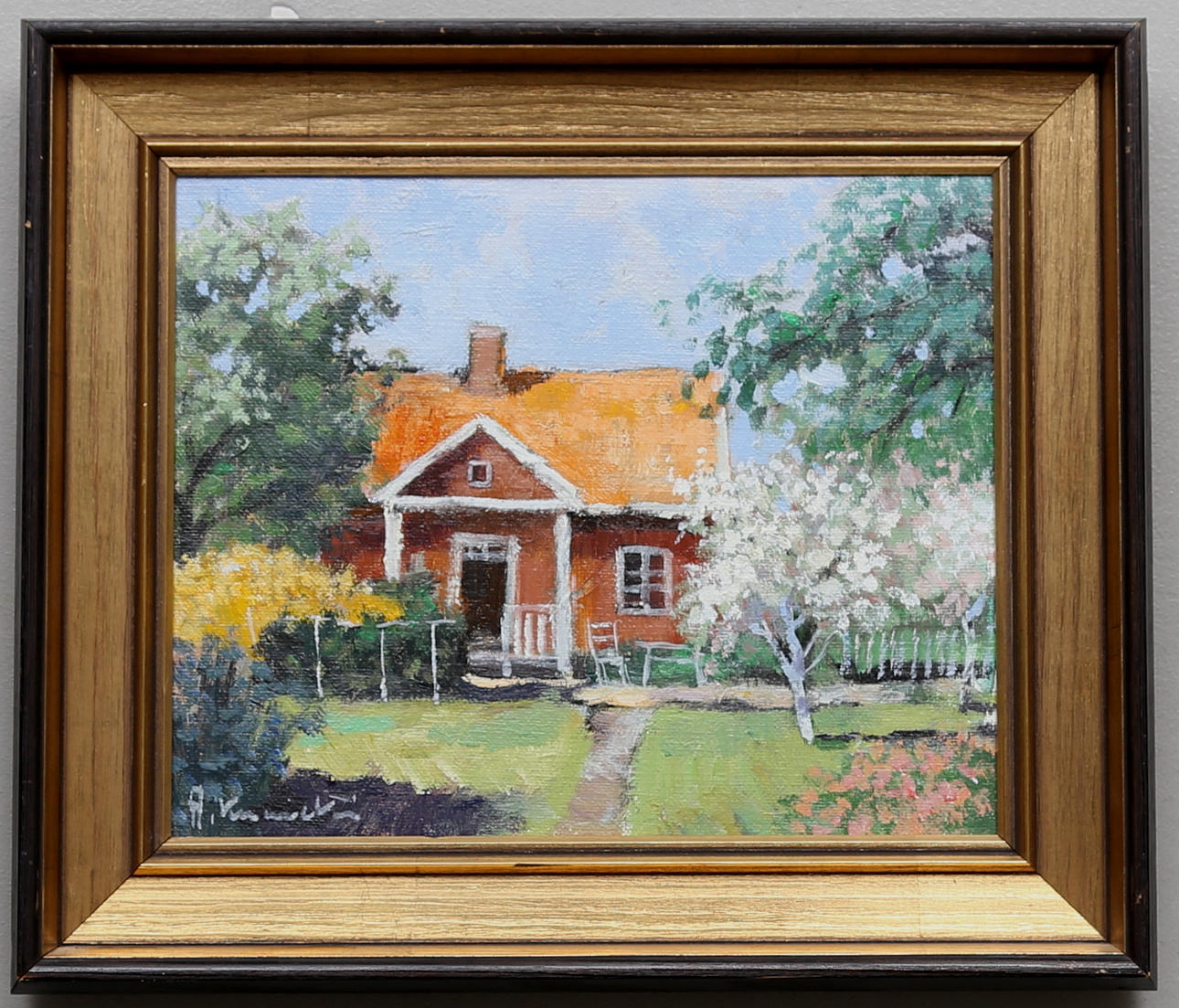 ALEXANDER KUNICKI. Blommande körsbärsträd i gårdsmiljö. Olja på duk. Signerad.