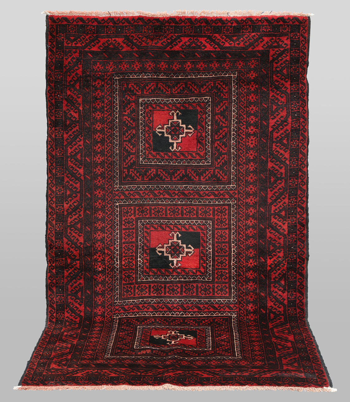 MATTA. Afghan, 202 x 110 cm.