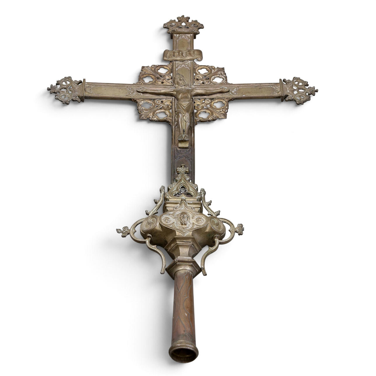 NEO-GOTHIC processional cross in brass, late 19th century. Art ...