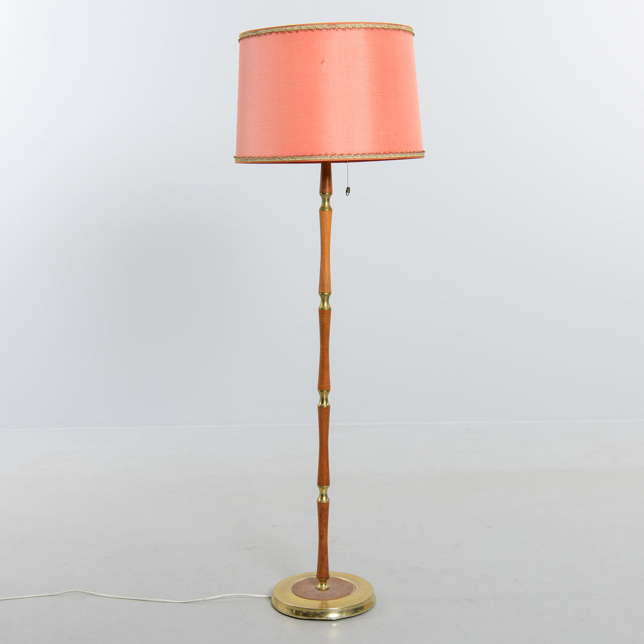 GOLVLAMPA, 1900-talets andra del.