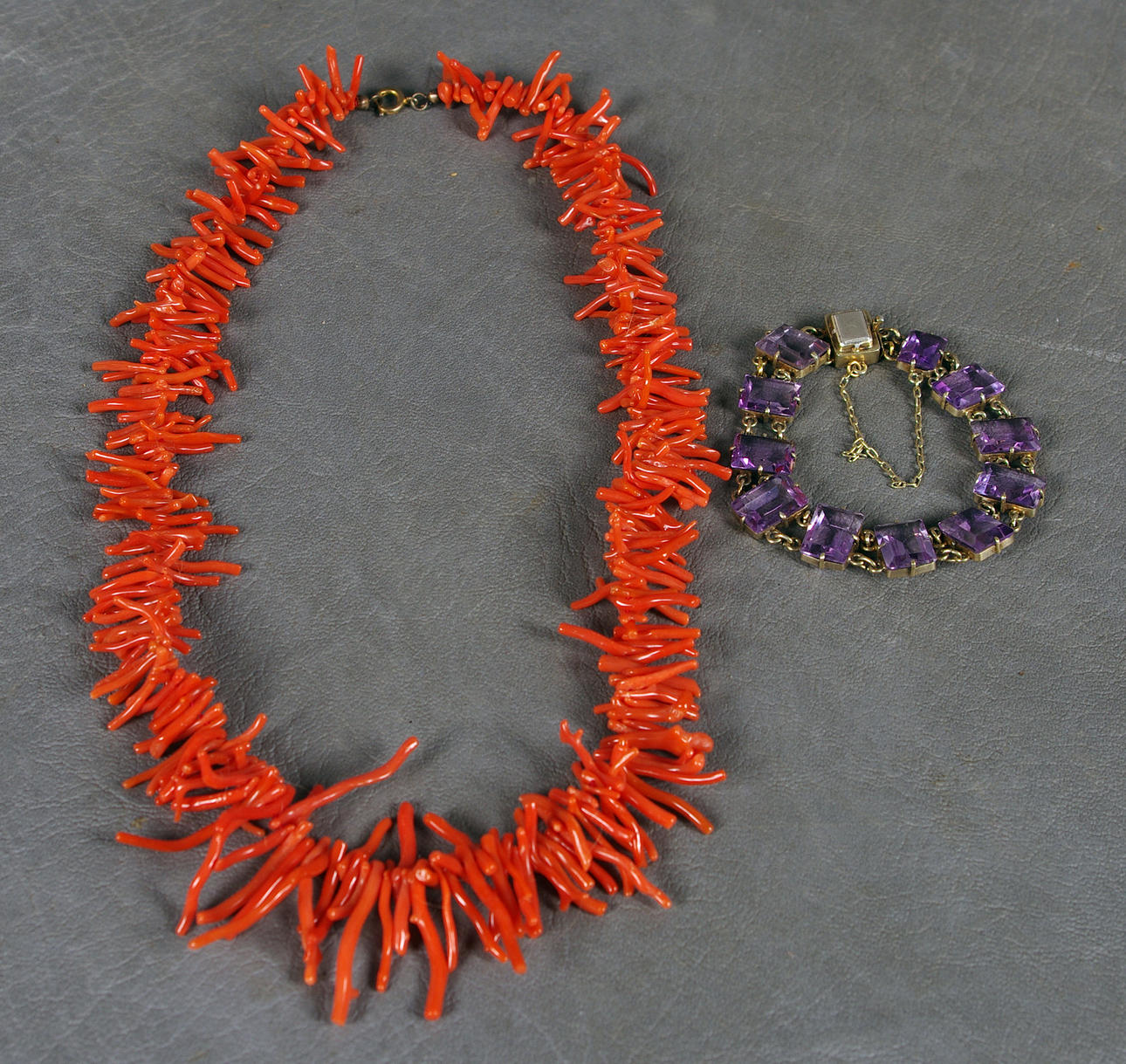 HALSBAND/ARMBAND, silver, ametister, korall.